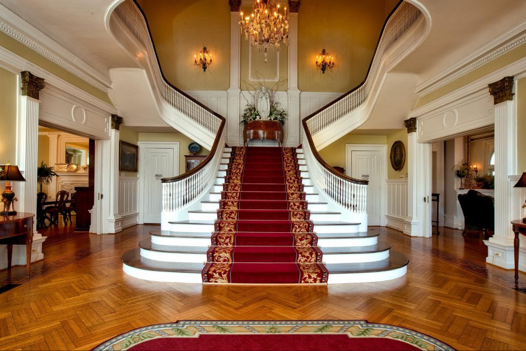 welcoming - staircase