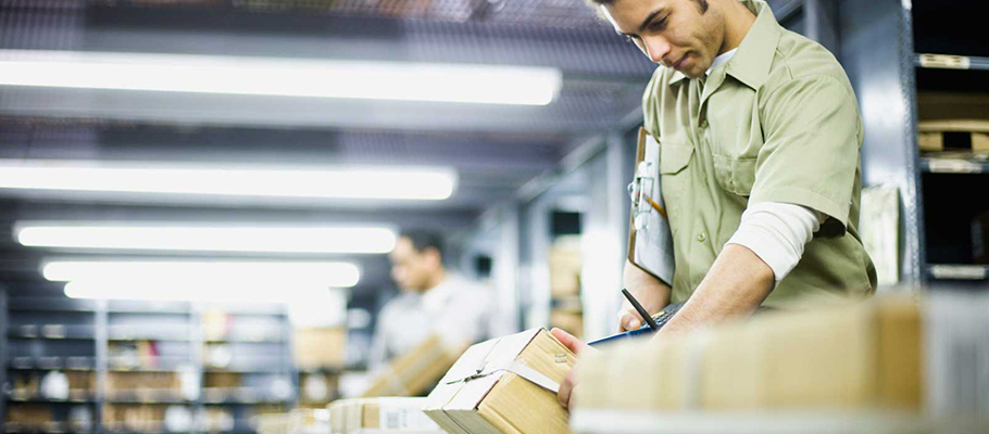 Pros and cons of drop shipping - boxes